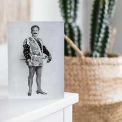 Heroic figure - Black and white photographic vintage card featuring Enrico Caruso - 12.6 x 17.7cm and blank inside, made in the UK