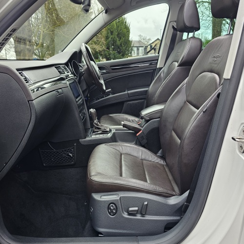 Skoda Superb 2013 (63)