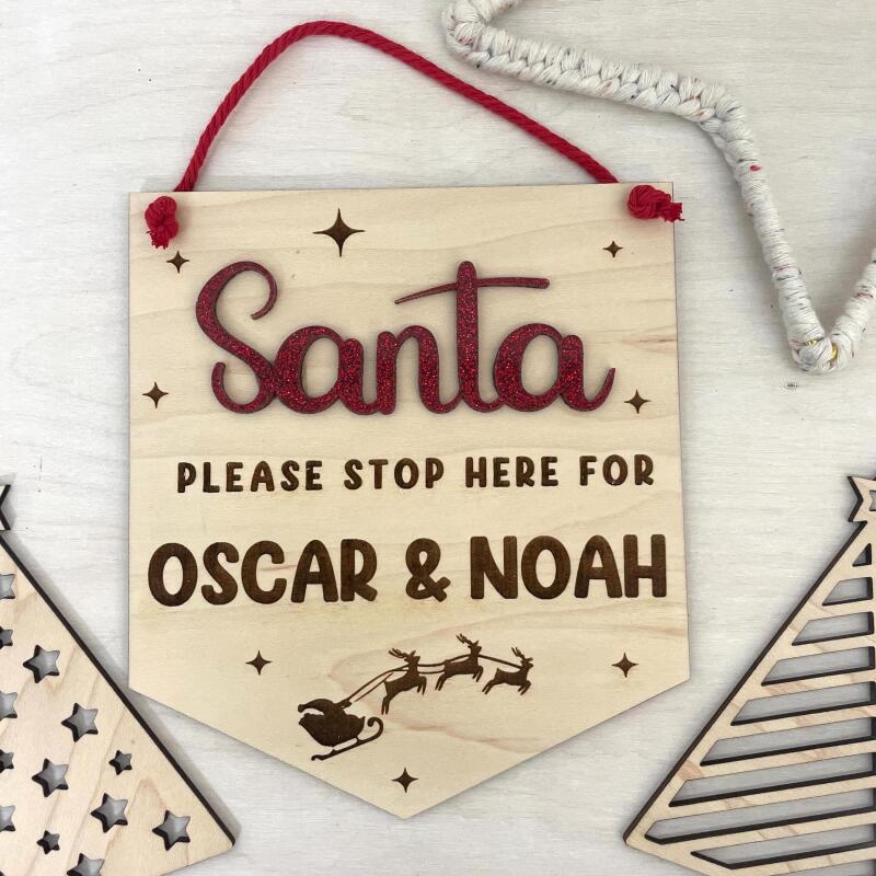 Personalised Santa Stop Here Sign / Christmas Childrens Decor / Santa Stop Here / Christmas Home Decor / Please Stop Here - All Engraved