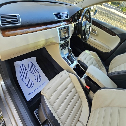 Volkswagen CC 2011 (61)