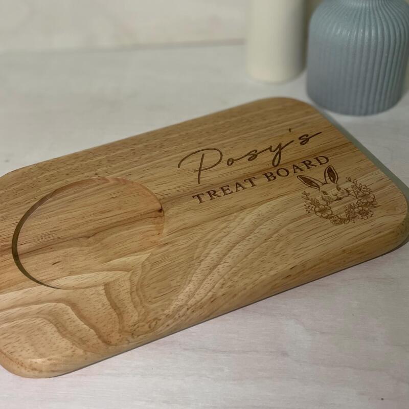 Personalised Easter Treat Board Gift Tea and Biscuit Board / Gift for Birthday Housewarming Mothers Day / Serving Board / Coffee and Cake - Tea & Biscuits