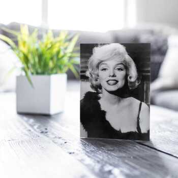 Marilyn Monroe, black and white vintage photographic card featuring the Hollywood filmstar - 12.6 x 17.7cm and blank inside - made in the UK