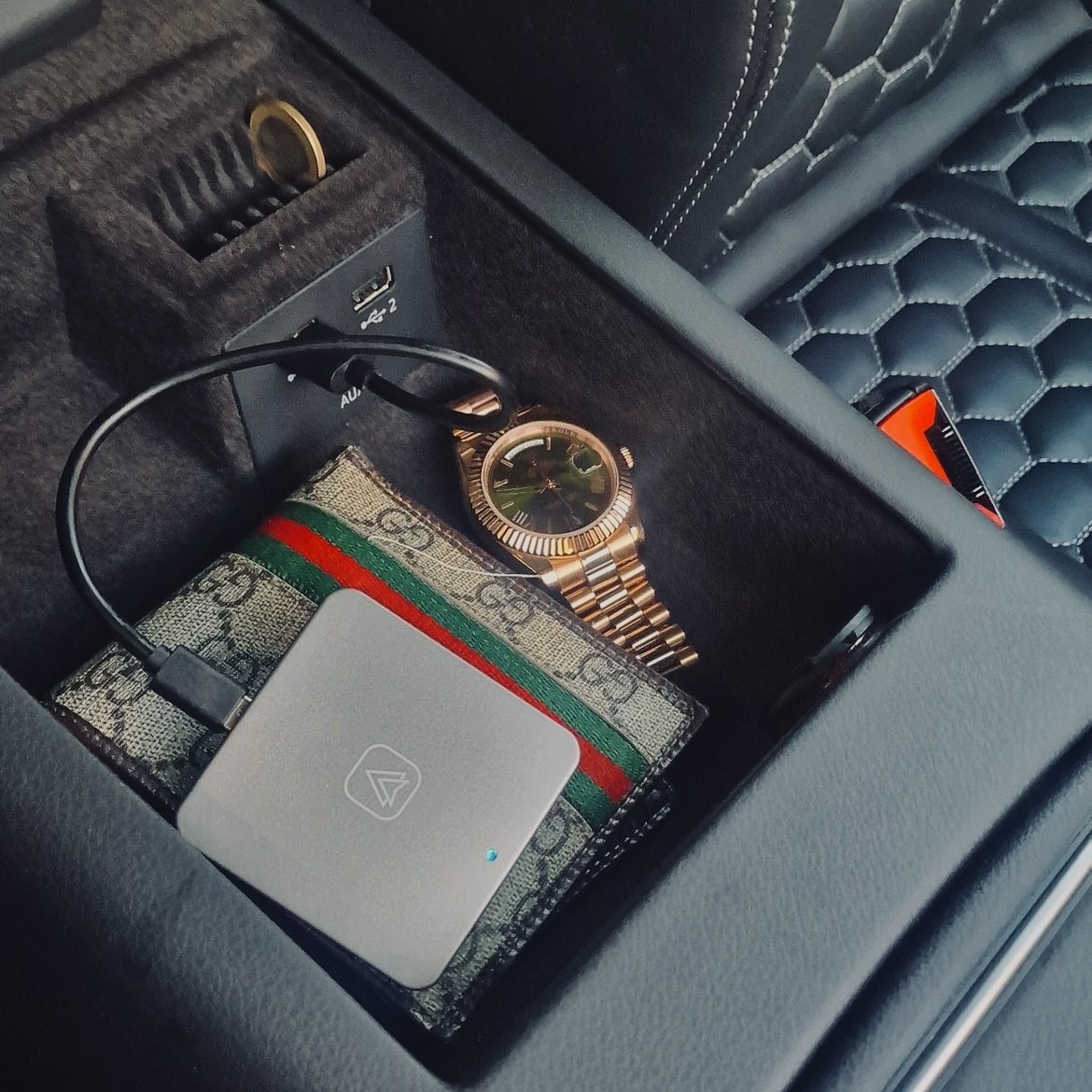 Wireless Apple CarPlay Adapter for Factory Wired CarPlay Cars, CarPlay Dongle Convert Wired to Wireless CarPlay 2023 New Upgrade Wireless CarPlay Adapter for iPhone USB Type-C