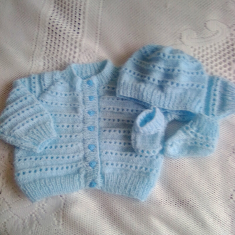 Baby's Textured 3 Piece Cardigan Set, Cardigan Set - Newborn Baby - Chest 14 ins - £15.00