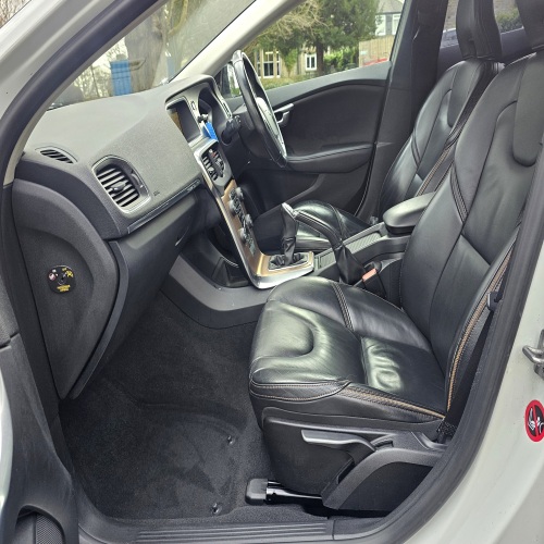 Volvo V40 Cross Country 2013 (63)