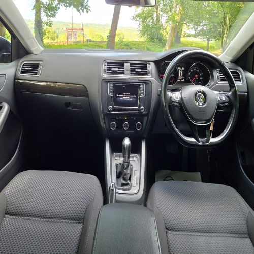 Volkswagen Jetta 2016 (66)
