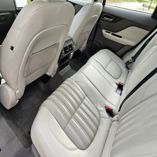 Jaguar F-PACE 2016 (66)