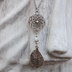 Howlite Necklace - Aids Sleep