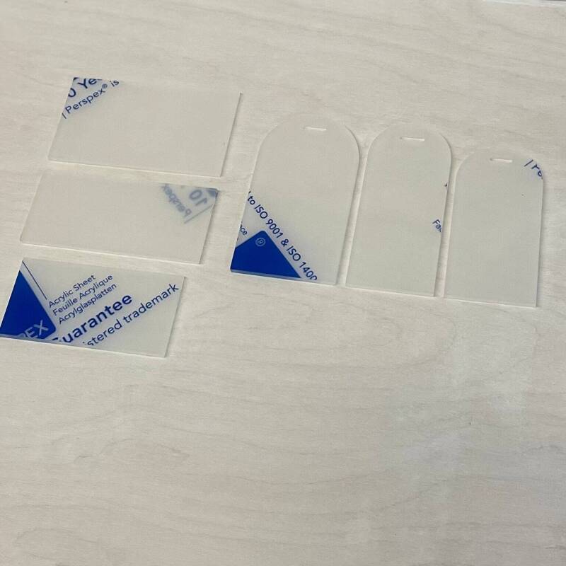 Frosted Table Place Name Blanks - Frosted Acrylic Blanks / Wedding Stationery Blanks / Acrylic Blanks / Wedding Templates / 3mm Acrylic - 80mm x 40mm - With Hole