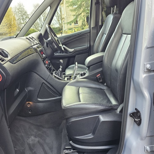 Ford Galaxy 2012 (62)