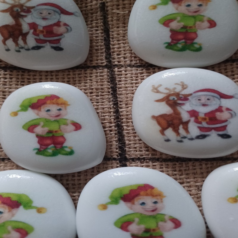 Tic Tac Toe Christmas Pebbles