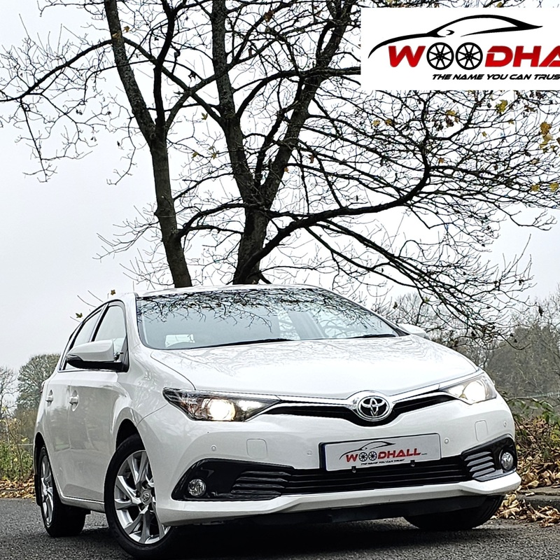 Toyota Auris 2015 (65)