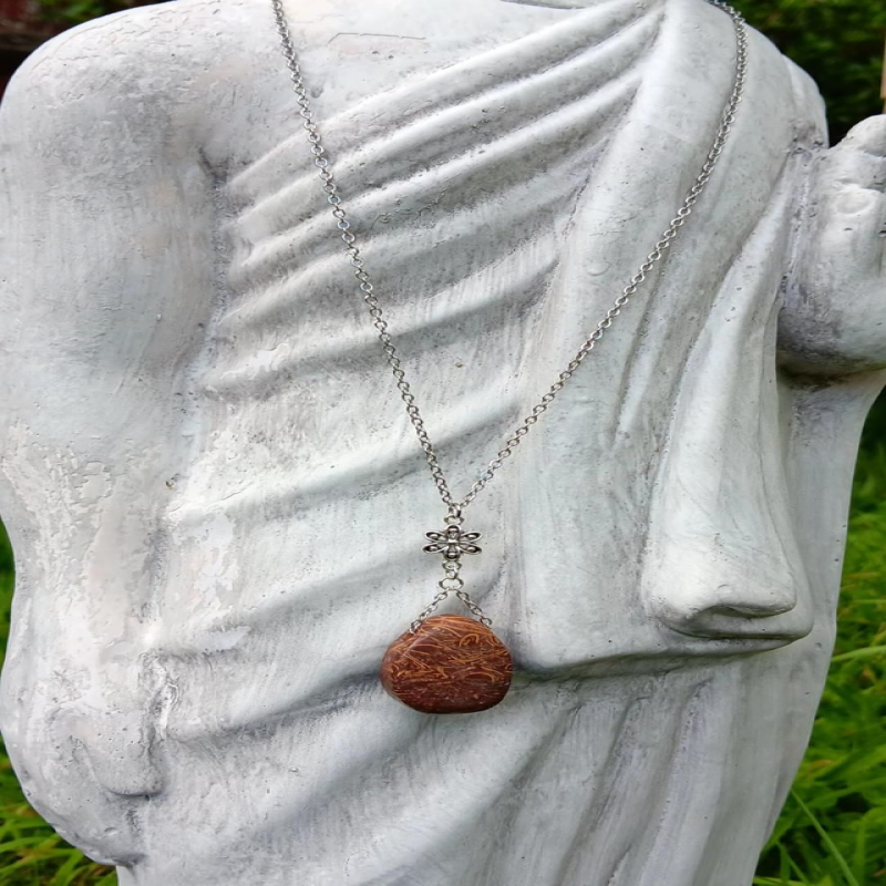 Calligraphy Stone Sterling Silver Necklace - Focus