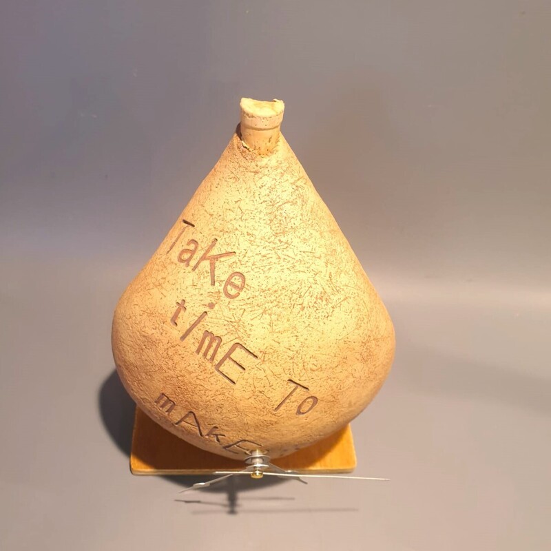 Clock vase Quote " Take Time to Make your Soul Happy"