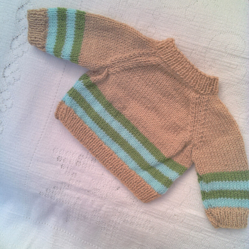 Boys Trousers and Jumper Outfit - 0 - 3 months Chest 16 ins - £17.50