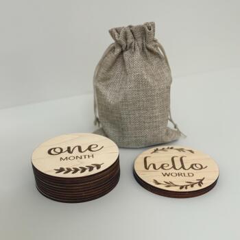 Baby Milestone Disc Set - New Baby Gift and Baby Shower Gifts / Wooden Photo Prop / Newborn Gift Ideas /Milestone Cards