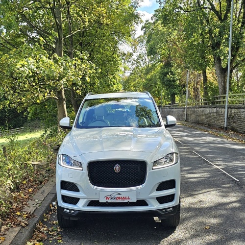 Jaguar F-PACE 2016 (66)