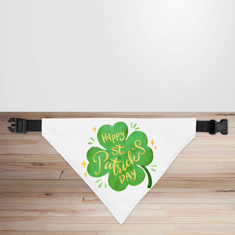 'Happy St Patrick's Day' Dog/Puppy Bandana - Small - 12x17cm (Strap: 25cm - 40cm)