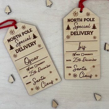 Personalised Wooden Santa Sack Gift Tag /  Custom Gift Tags / Christmas Decor / Unique Gift Tag