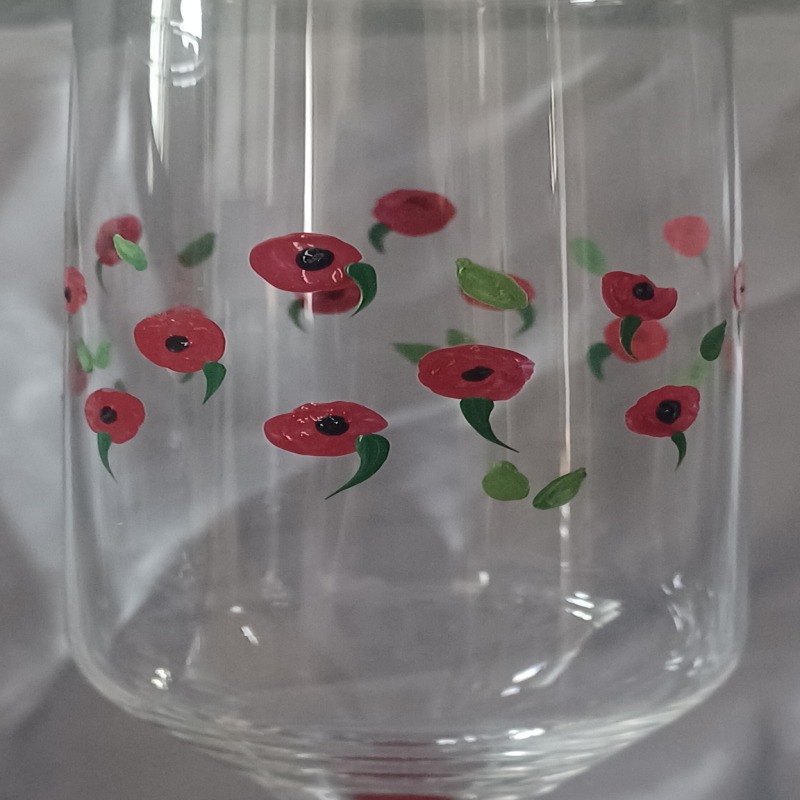 Hand Painted Poppy Champagne / Prosecco Glass