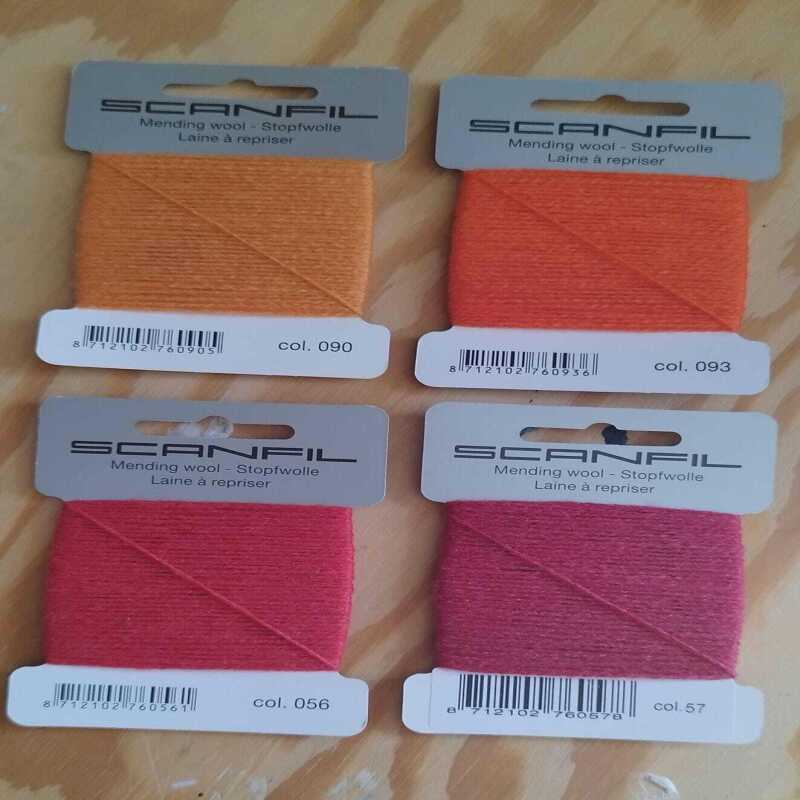 Scanfil Mending Wool Thread for Darning Repair for Socks etc 28 Colours Available - 001 - Bridal White