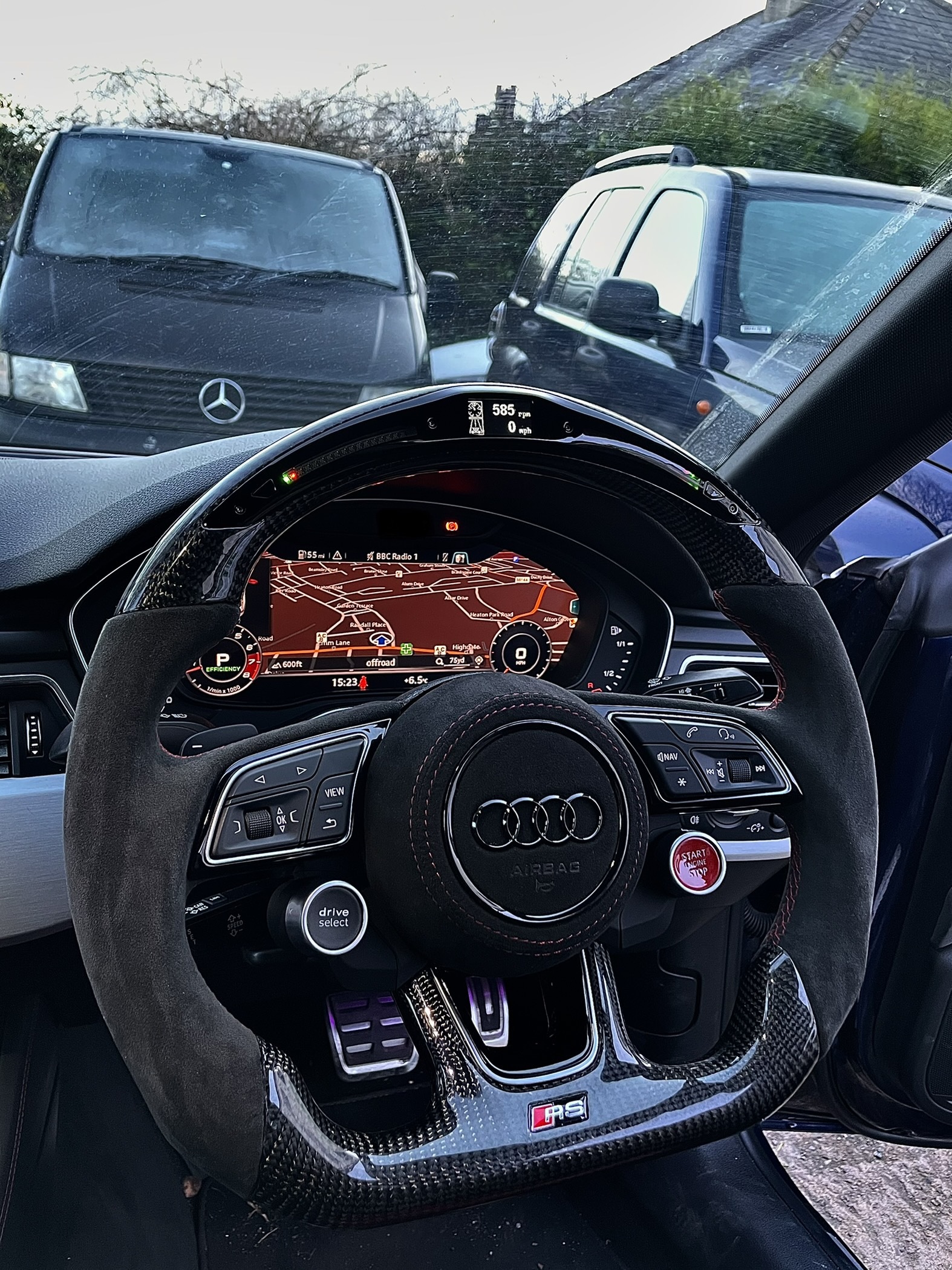 AUDI B9 8V FACELIFT FLAT BOTTOM CARBON CUSTOM STEERING WHEEL