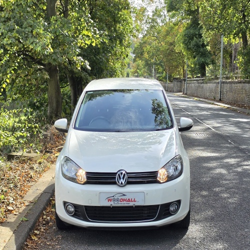 Volkswagen Golf 2011 (60)