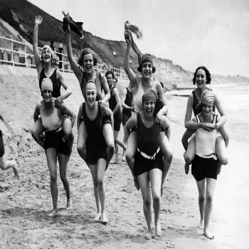 Holy Mackerel happy holidays retro black and white photographic card featuring a vintage image of friends on the beach - 12.6 x 17.7cm and blank inside