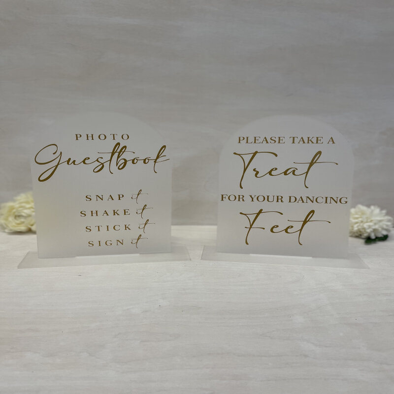 Arched Acrylic Wedding Signs/ Table Decorative Signs / Table Decor / Modern Calligraphy / Table Decorations / Personalised / Rustic Wedding - Guestbook - A5 CLEAR NO STAND