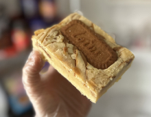 Blondies - Jammy dodger