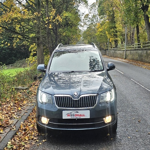 Skoda Superb 2014 (64)