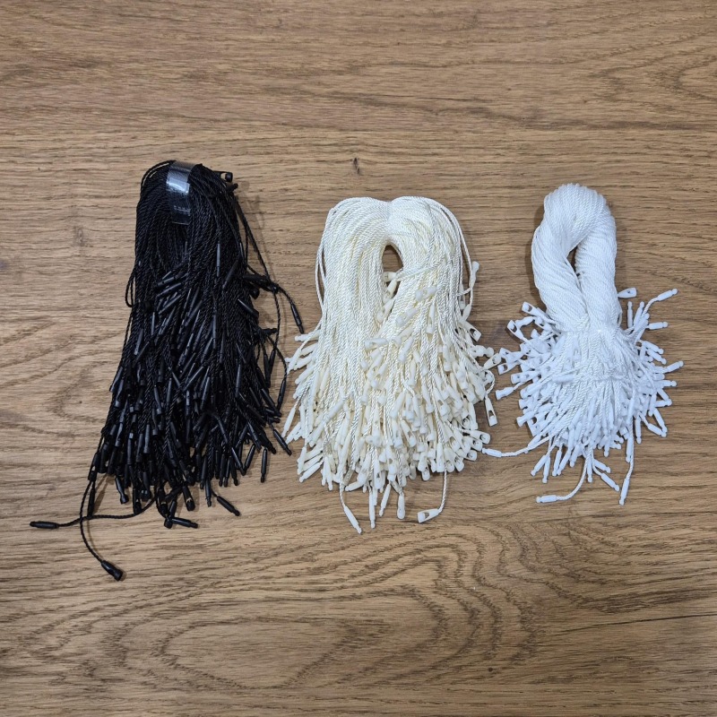 Tag String with Snap Lock | PVC and Polyester | Cord, Twine | Gift, Clothing, Accessories, Labels - White - 100
