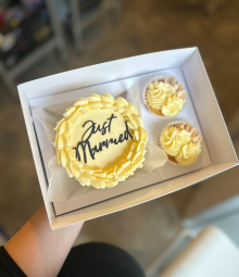 Bento cake and x2 Cupcakes