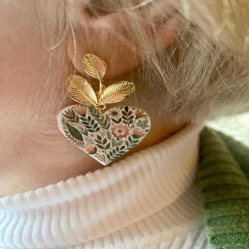 Floral Heart Polymer Clay Earrings &ndash; Botanical Gold Leaf Dangles &ndash; Romantic Statement Jewelry - leaf