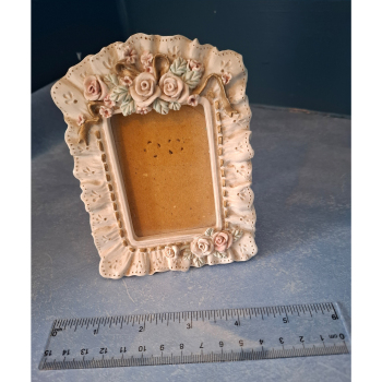 vintage cherub & roses