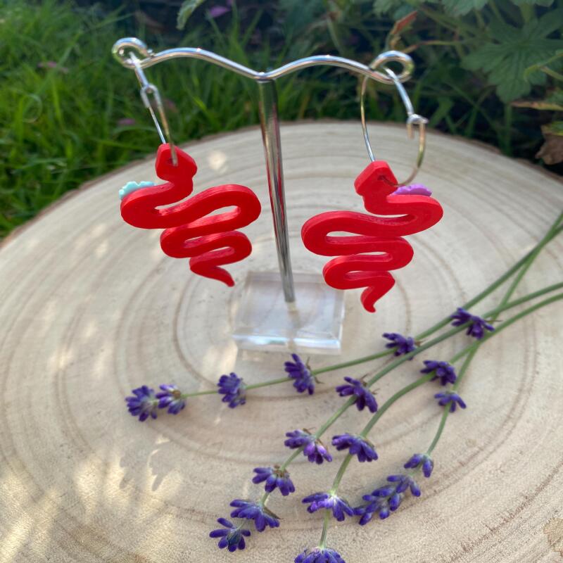 Rockabilly Snake Earrings: 50s Style Polymer Clay Jewelry - silver