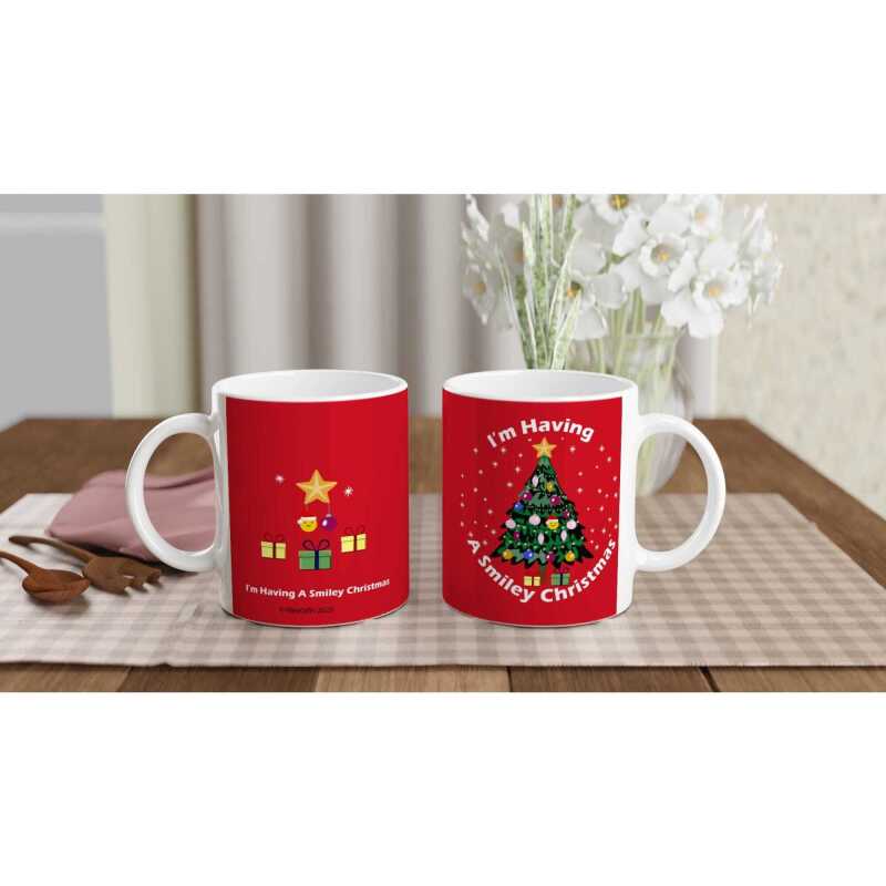 I'm Having A Smiley Christmas Mug - Ceramic White