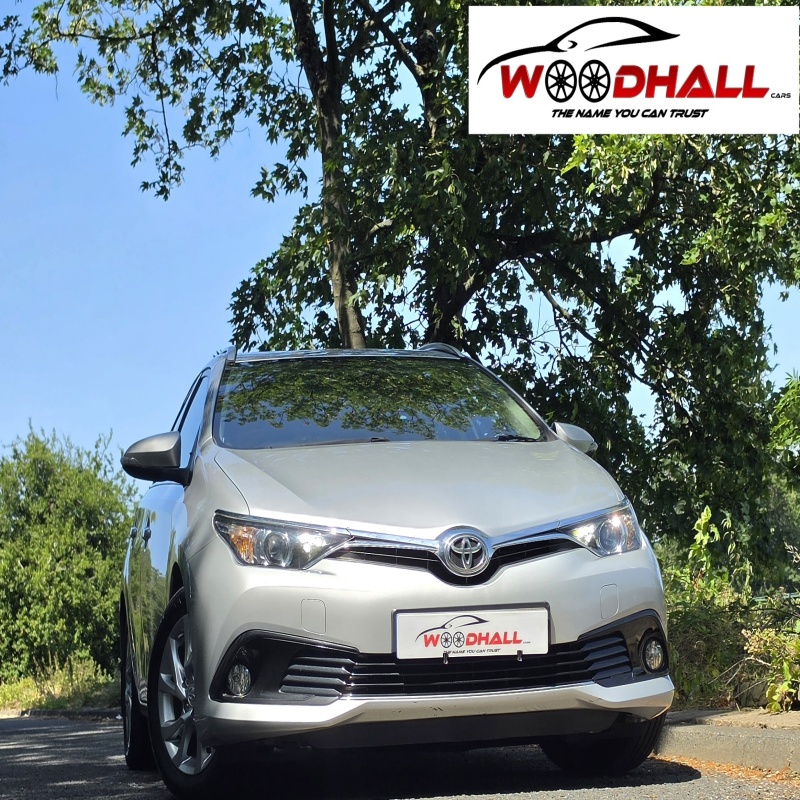Toyota Auris 2016