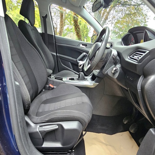 Peugeot 308 2015 (65)