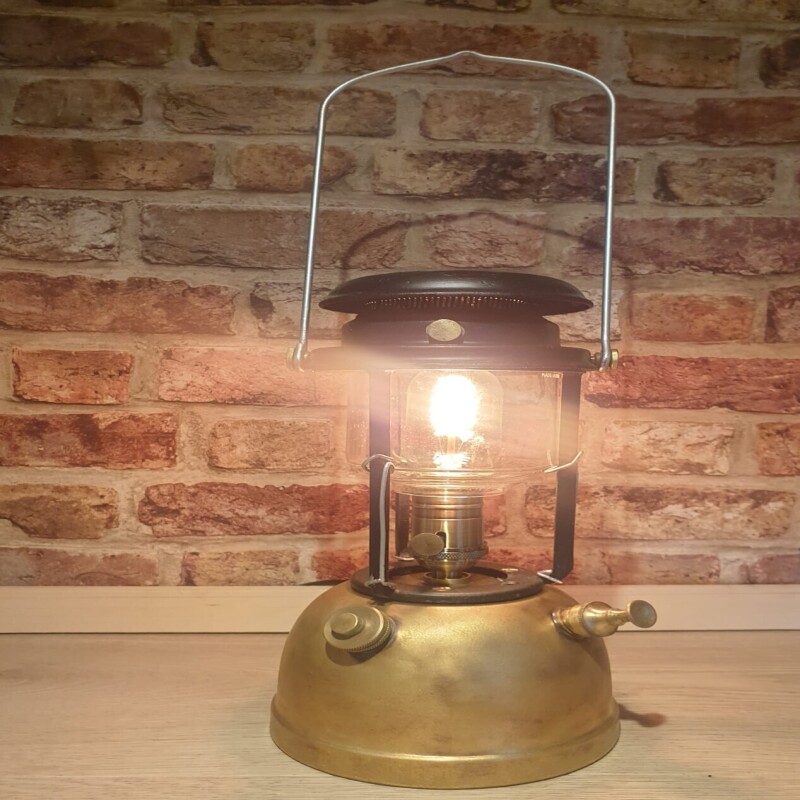 The Vapalux Kerosene Lamp, Ex Army 60s