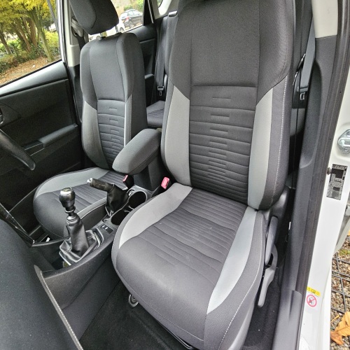 Toyota Auris 2015 (65)