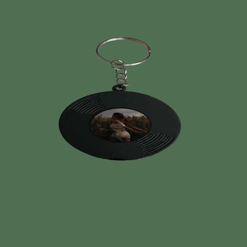 Madison Beer Vinyl 3D Print Keychains / Keyrings - Locket 1
