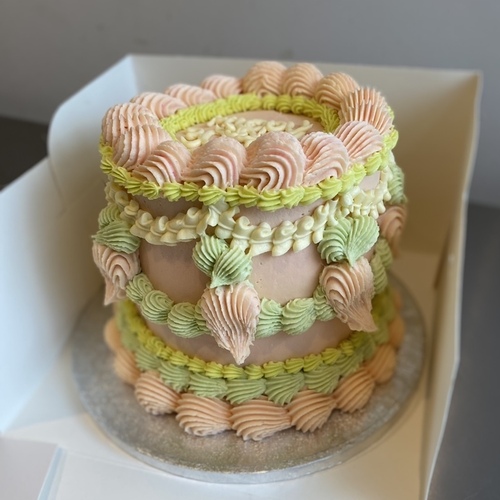 Lambeth Cakes (Traditional Piping)