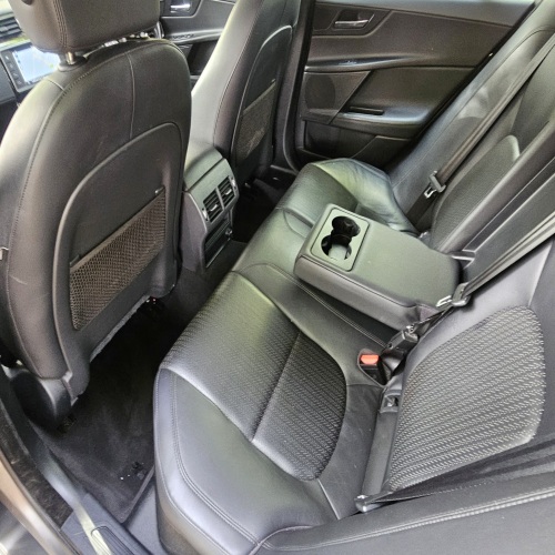 Jaguar XE 2015 (65)
