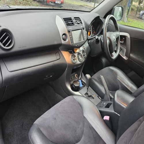 Toyota RAV4 2010 (60)