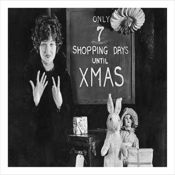 7 shopping days to Christmas, a 127 x 175mm Alternative Image winter themed Christmas card featuring a vintage black and white photo, message inside says Happy Christmas