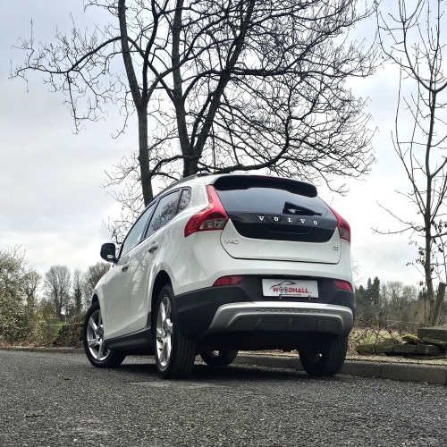 Volvo V40 Cross Country 2013 (63)