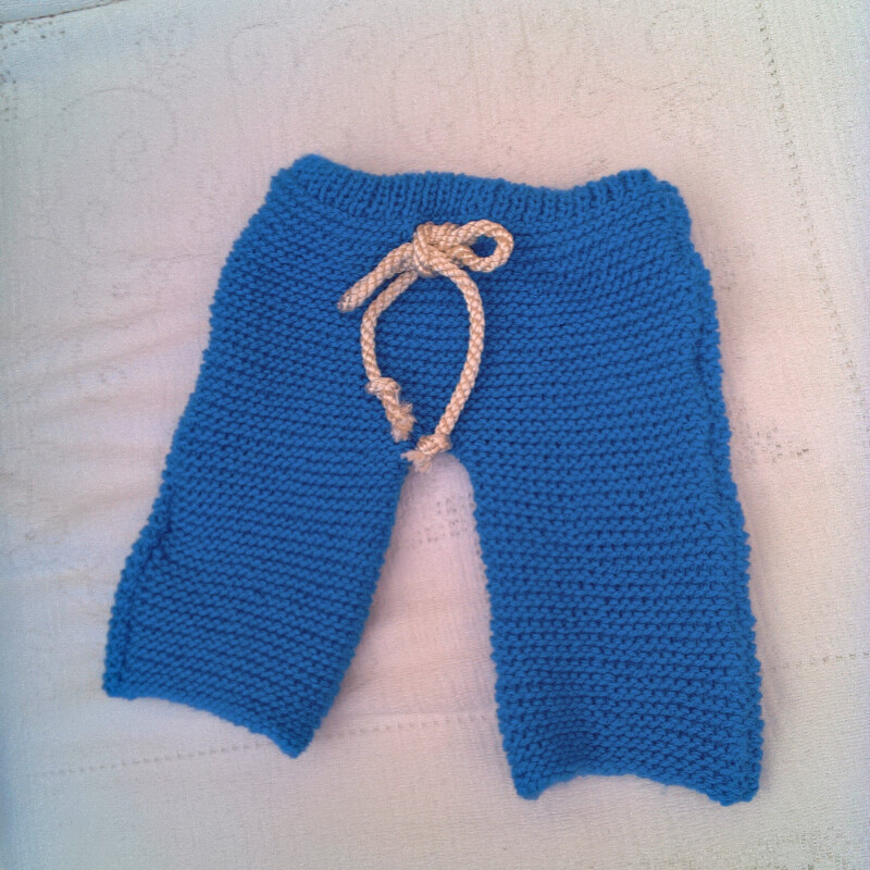 Knitted 4 Piece Outfit for a Baby Boy - 0 - 3 mths - Chest 16 ins - £20.00