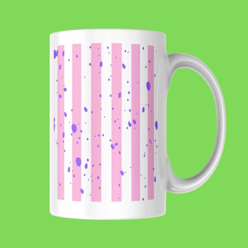 Funny Mug for Her - Queen of the House - Cheeky Coffee or Tea Mug - Gift Ideas - For Mum, Friend, Sister, birthday or Christmas