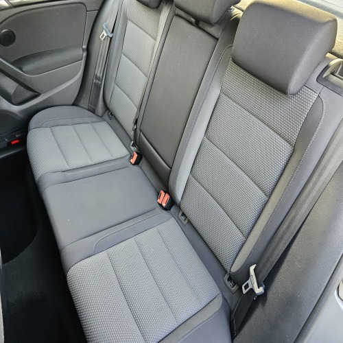 Volkswagen Golf 2010 (59)